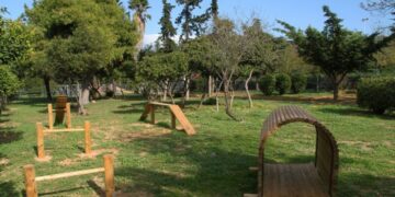 Πάρκο κοινωνικοποίησης & άσκησης σκύλων στο Γαλάτσι