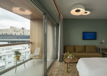 Ταξίδι: Πιστοποιητικό «Pet Stay» στο ξενοδοχείο COCO-MAT ATHENS BC